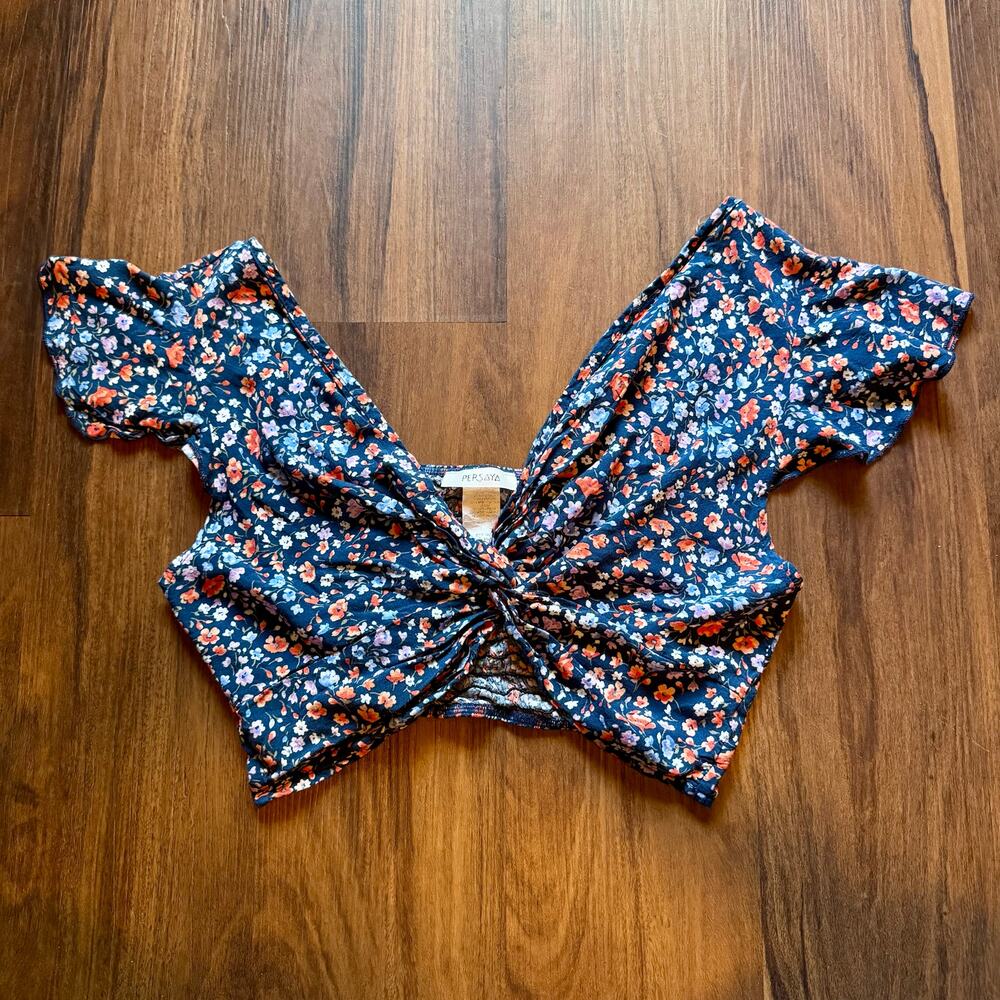 Persaya Navy Floral Twist Front Crop Top - Large Smocked Flutter Sleeve Boho